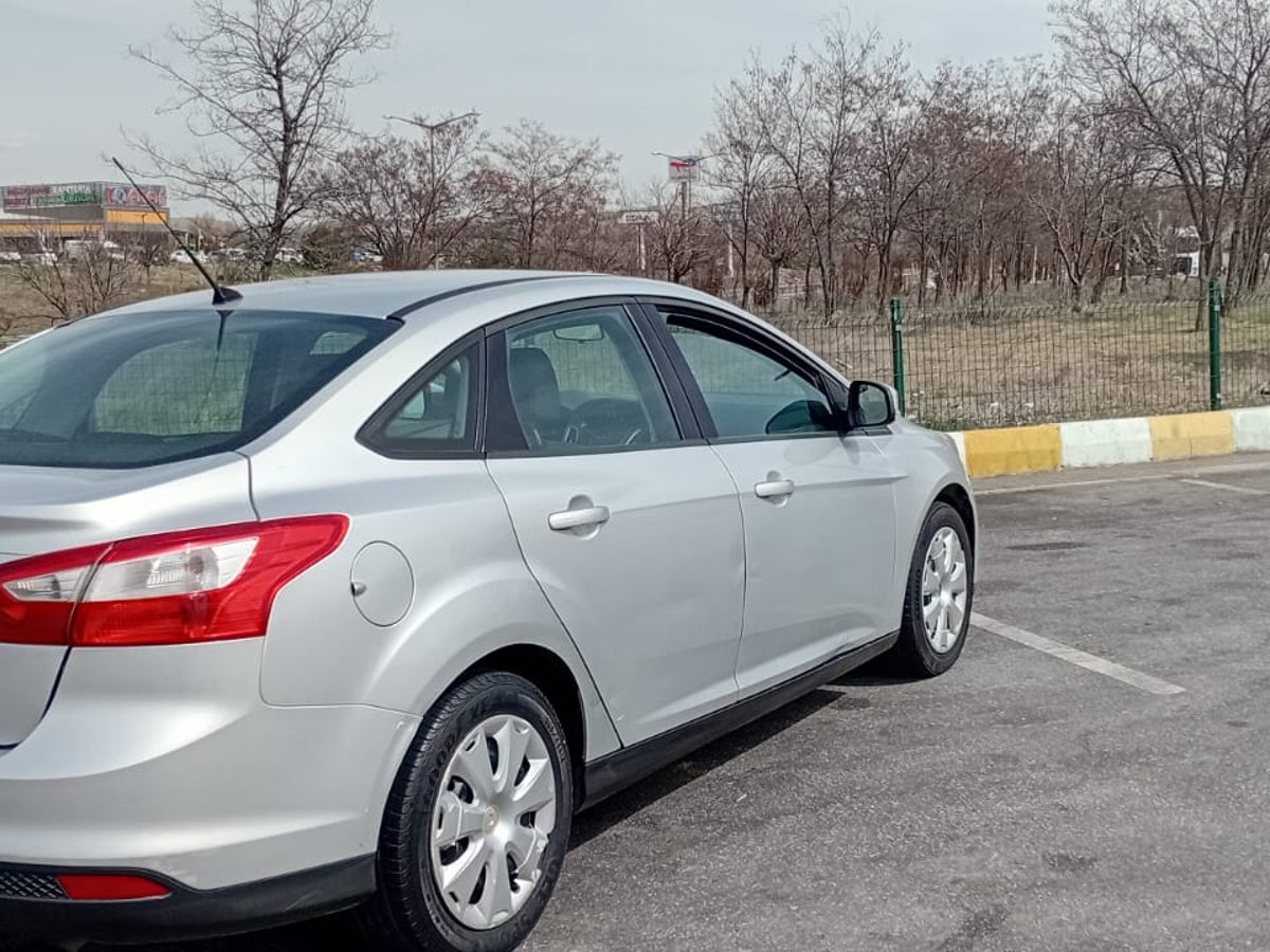 Gümüş Ford Focus kaporta boya ve teslim - Sincan kaporta